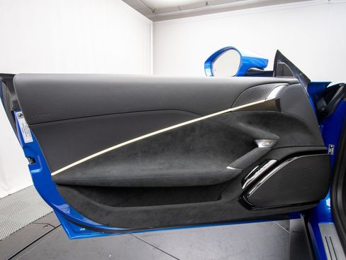 Used 2026 Ferrari Roma Spider RWD image 47