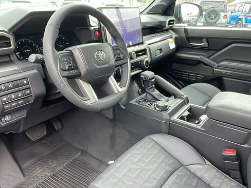 New 2026 Toyota Tacoma TRD Off-Road AWD/4WD image 11