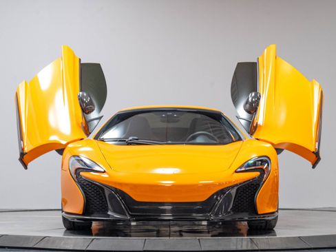 Used 2015 McLaren 650S Spider RWD image 59