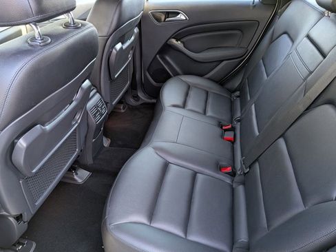 Used 2014 Mercedes-Benz B 250e image 18