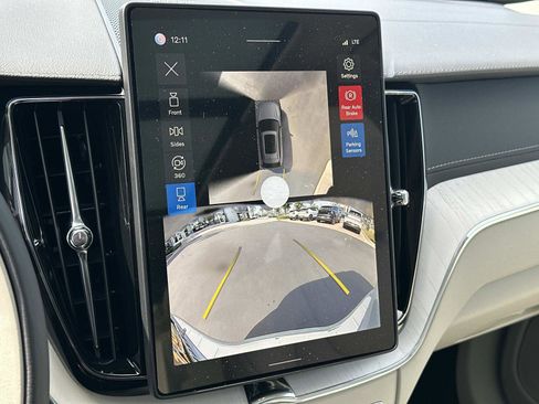 New 2026 Volvo XC60 B5 Ultra w/ Climate Package image 25