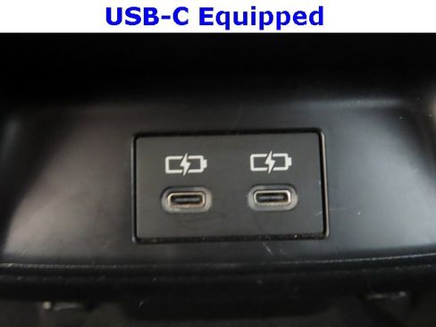 Used 2024 Toyota Corolla LE image 29