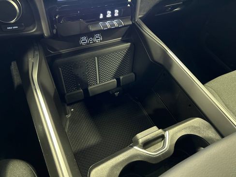 New 2026 RAM 1500 Big Horn AWD/4WD image 24