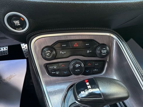 Used 2016 Dodge Challenger R/T image 36