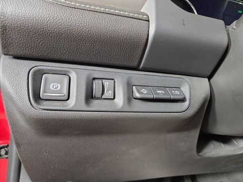 Used 2021 GMC Acadia Denali w/ Denali Ultimate Package image 31