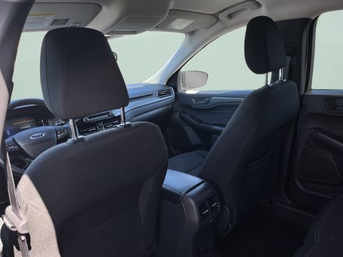 Used 2025 Ford Escape Active AWD/4WD image 24
