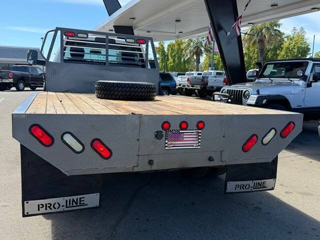 Used 2012 RAM 5500 4x4 Regular Cab w/ Ambulance Prep Group image 5