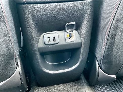 Used 2016 GMC Canyon SLE w/ All Terrain Package AWD/4WD image 16