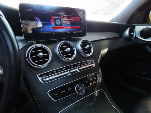 Used 2021 Mercedes-Benz C 300 Sedan image 25