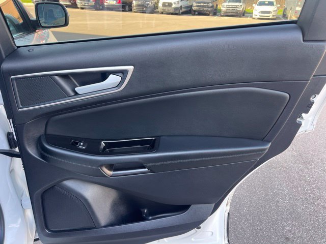 Used 2020 Ford Edge SEL w/ Convenience Package AWD/4WD image 13
