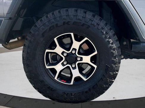 Certified 2020 Jeep Wrangler Unlimited Rubicon w/ Cold Weather Group image 35