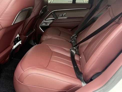 New 2025 Land Rover Range Rover Autobiography image 24