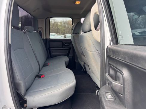 Used 2017 RAM 1500 ST w/ SXT Appearance Group AWD/4WD image 17