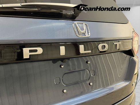 New 2026 Honda Pilot Elite image 7