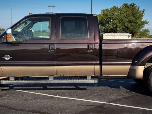 Used 2013 Ford F350 Lariat w/ Lariat Ultimate Pkg AWD/4WD image 16