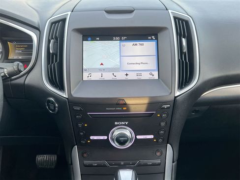 Used 2017 Ford Edge Titanium w/ Technology Package image 27