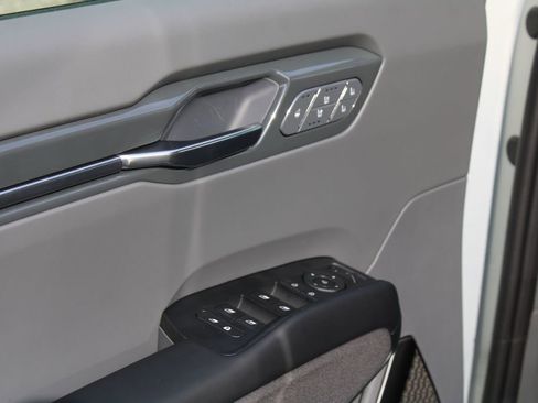 New 2026 Kia EV9 Land image 23