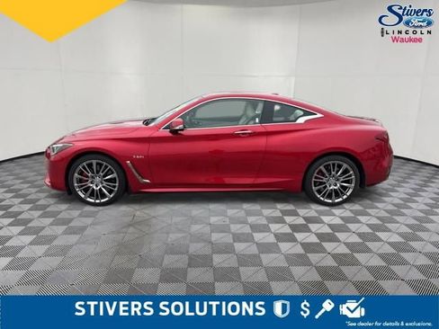 Used 2017 INFINITI Q60 Red Sport 400 AWD/4WD image 10