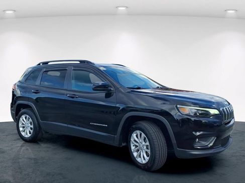 Used 2022 Jeep Cherokee Latitude Lux w/ Sun & Sound Group AWD/4WD image 4