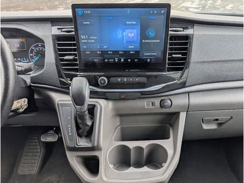 Used 2023 Ford Transit 350 XLT image 21