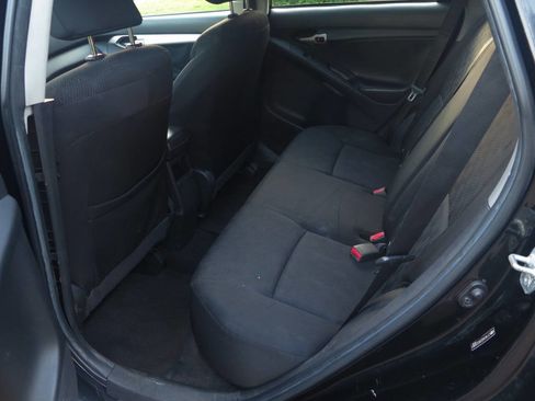 Used 2009 Toyota Matrix FWD image 14