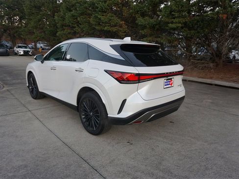Used 2024 Lexus RX 350 Premium image 23