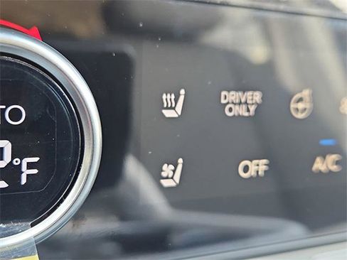 New 2026 Hyundai Ioniq 9 SEL image 17