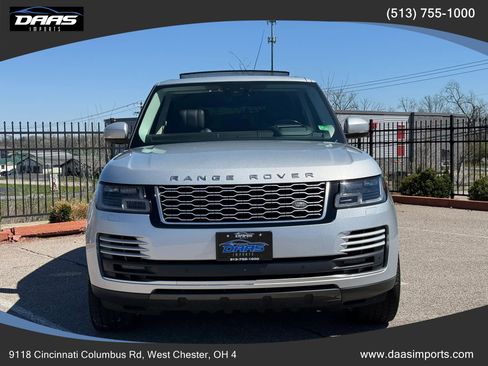 Used 2018 Land Rover Range Rover Supercharged image 2