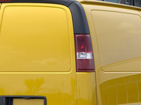 New 2025 Chevrolet Express 2500 image 11