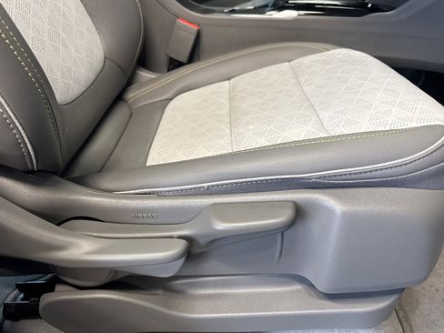 Used 2022 Chevrolet Bolt EUV Premier w/ Sun & Sound Package image 21