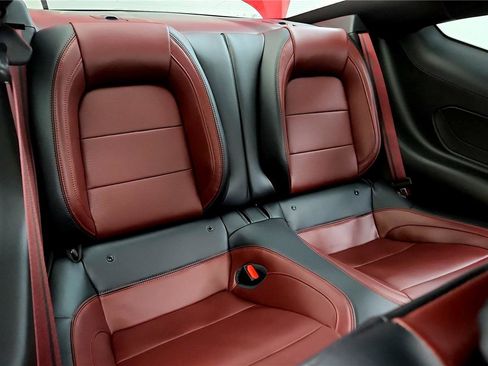 Used 2024 Ford Mustang GT Premium image 18