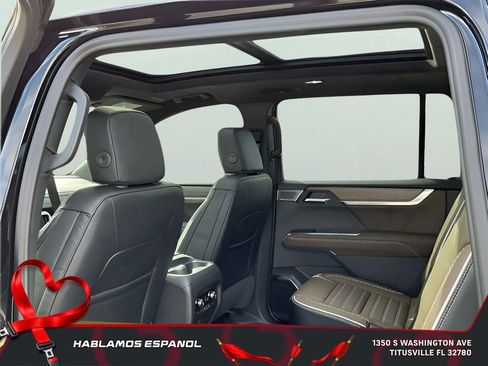 New 2026 GMC Acadia Denali Ultimate w/ LPO, Floor Liner Package image 35