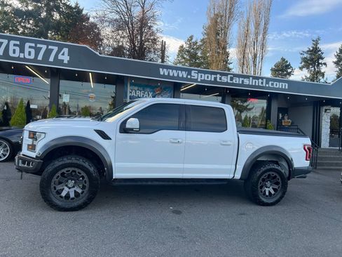 Used 2018 Ford F150 Raptor w/ Equipment Group 802A Luxury image 2