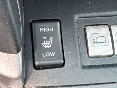 Used 2017 Subaru Forester 2.5i Touring image 26