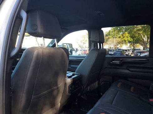 Used 2024 GMC Sierra 2500 AT4 w/ AT4 Premium Plus Package image 10