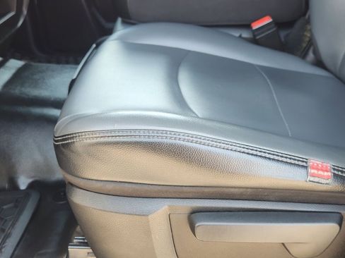 Used 2022 RAM 3500 Tradesman image 26