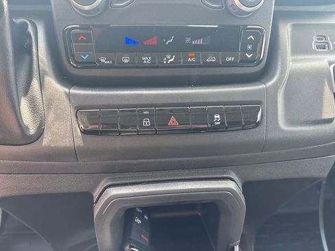 New 2026 RAM ProMaster 1500 w/ Convenience Group FWD image 17