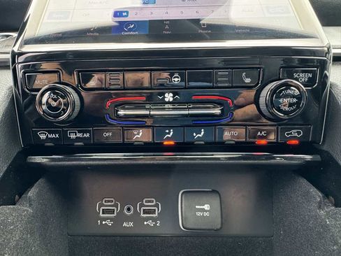 Used 2021 Jeep Grand Cherokee L Limited image 18