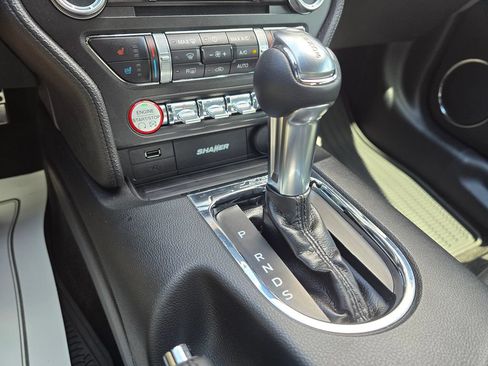 Used 2015 Ford Mustang GT Premium RWD image 21