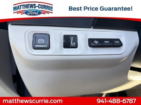 Used 2023 GMC Acadia Denali w/ Denali Ultimate Package image 25