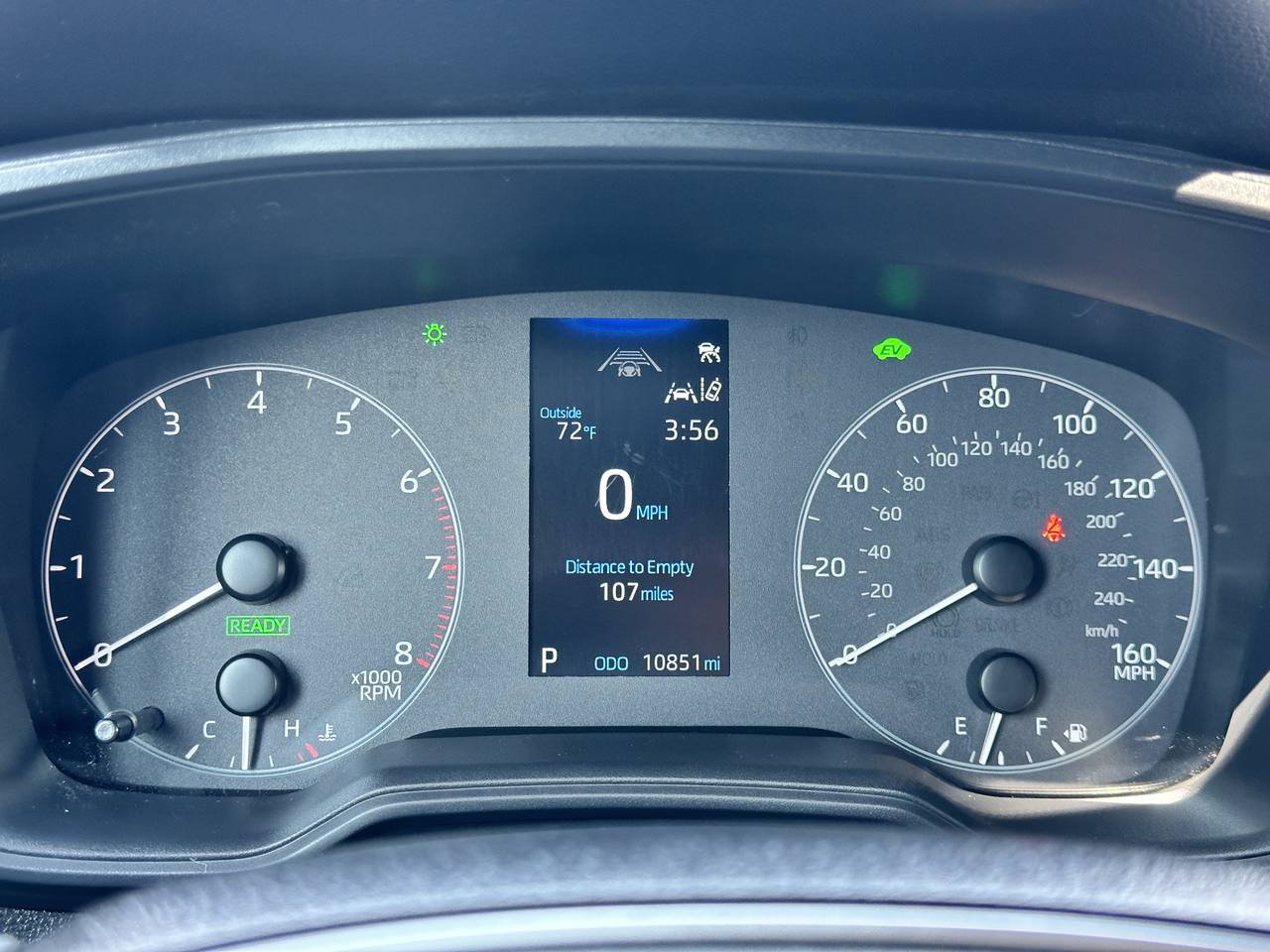 Used 2024 Toyota Corolla Cross AWD Hybrid image 39