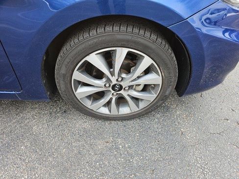 Used 2017 Hyundai Accent Value Edition image 10