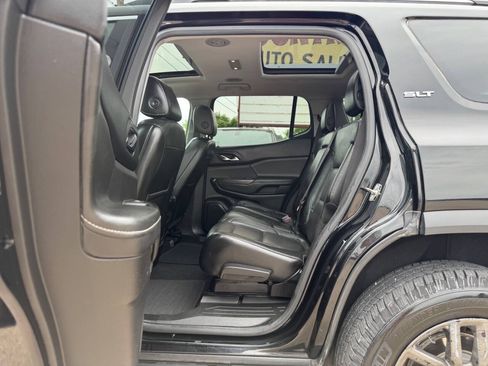 Used 2018 GMC Acadia SLT AWD/4WD image 18