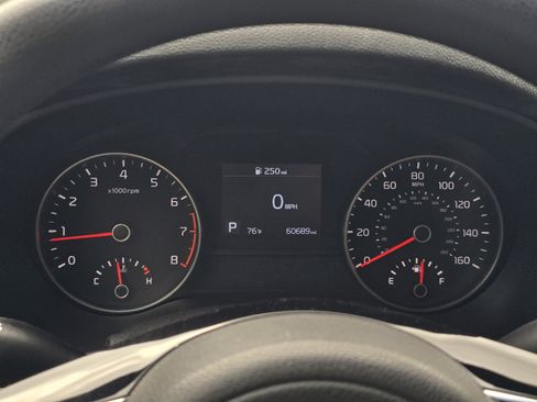 Used 2021 Kia Sportage LX w/ LX Fwd Popular Package image 17