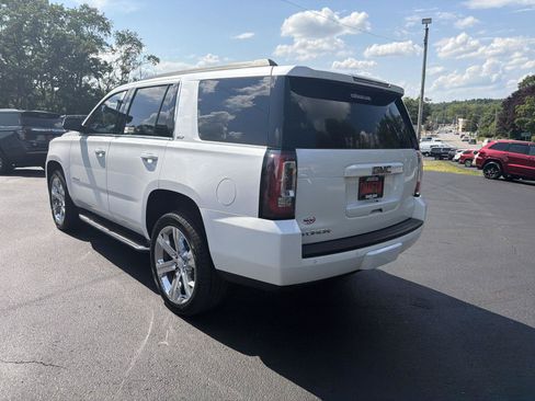 Used 2019 GMC Yukon SLT w/ Open Road Package AWD/4WD image 3