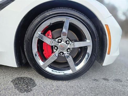 Used 2015 Chevrolet Corvette Stingray Coupe image 21