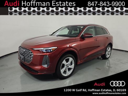 Used 2025 Audi Q5 Premium Plus w/ Premium Plus AWD/4WD image 1
