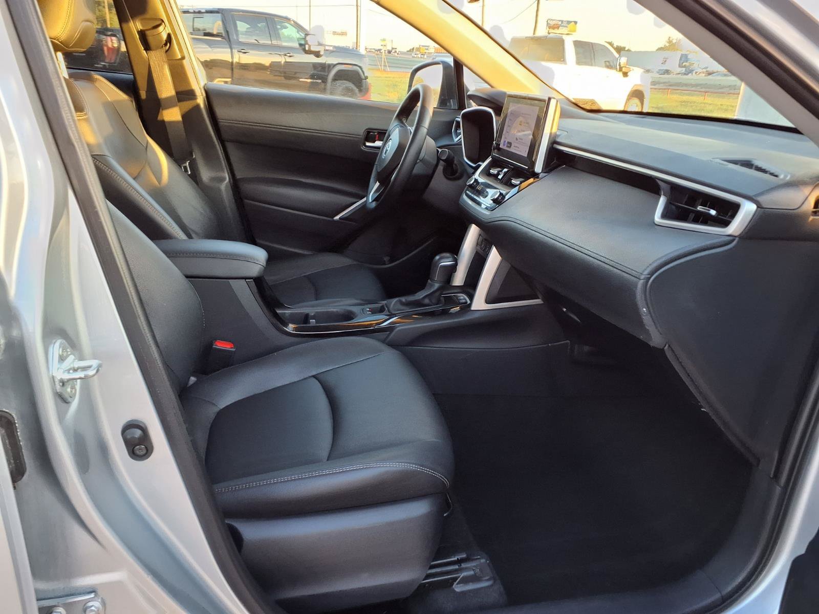 Certified 2023 Toyota Corolla Cross XLE FWD image 20