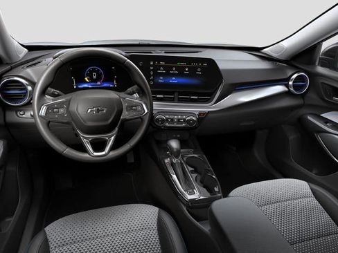 New 2026 Chevrolet Trax LT w/ Sunroof Package FWD image 31