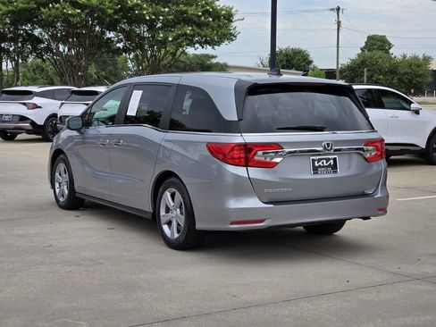 Used 2018 Honda Odyssey EX-L image 3